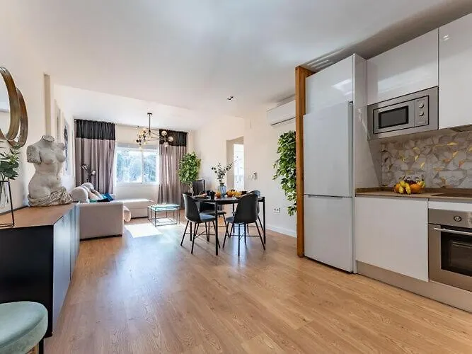 Cosy Apartment Near The Centre Torremolinos