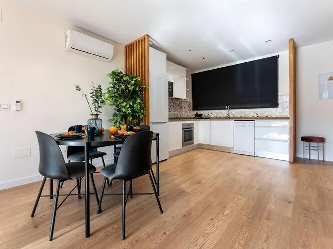 Cosy Apartment Near The Centre Torremolinos Spain